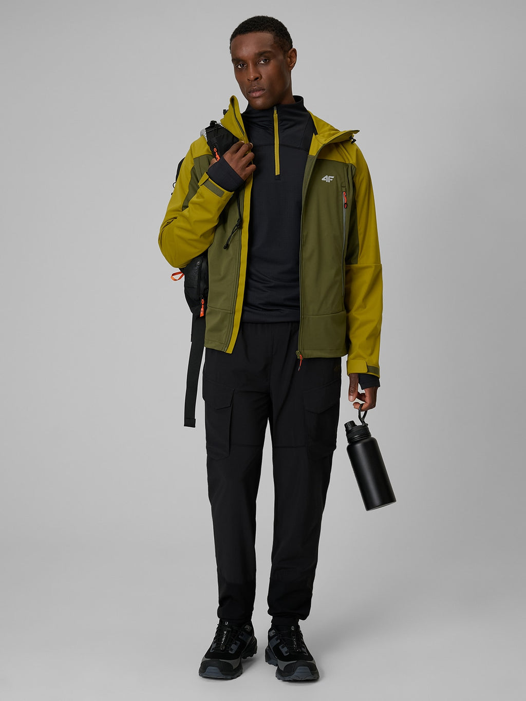 Kurtka Męska 4F M540 Trekkingowa Softshell Khaki Wiatroodporna