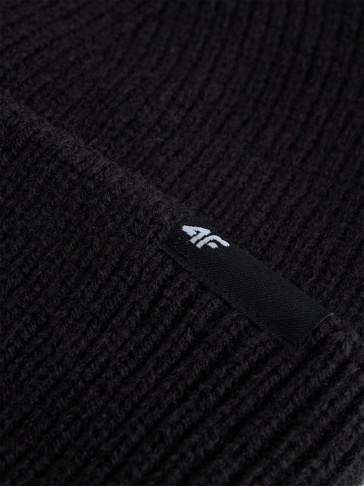 4F Czarna Czapka Zimowa Unisex One Size Ciepła Wełna Beanie Uniwersalna