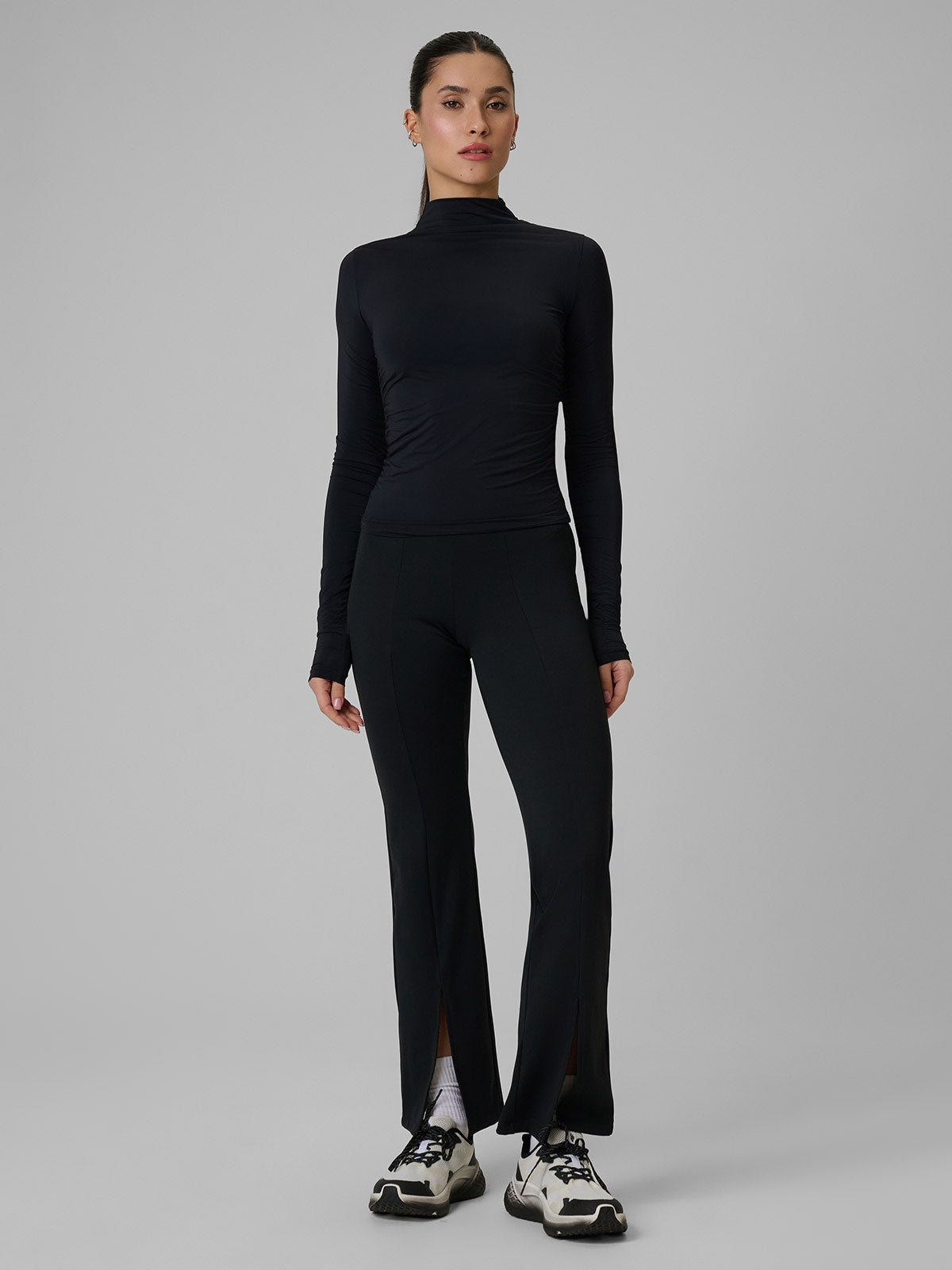 Legginsy Damskie 4F FNK F405 Sportowe Czarne Szybkoschnące z Rozcięciem