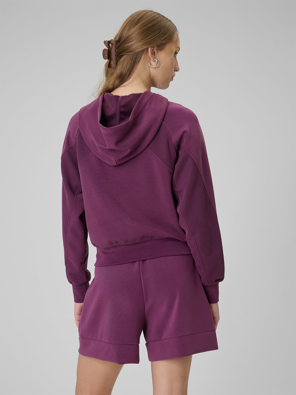 Bluza Damska 4F 4FWSS26TSWSF2178 Dresowa Z Kapturem Fiolet Rozpinana