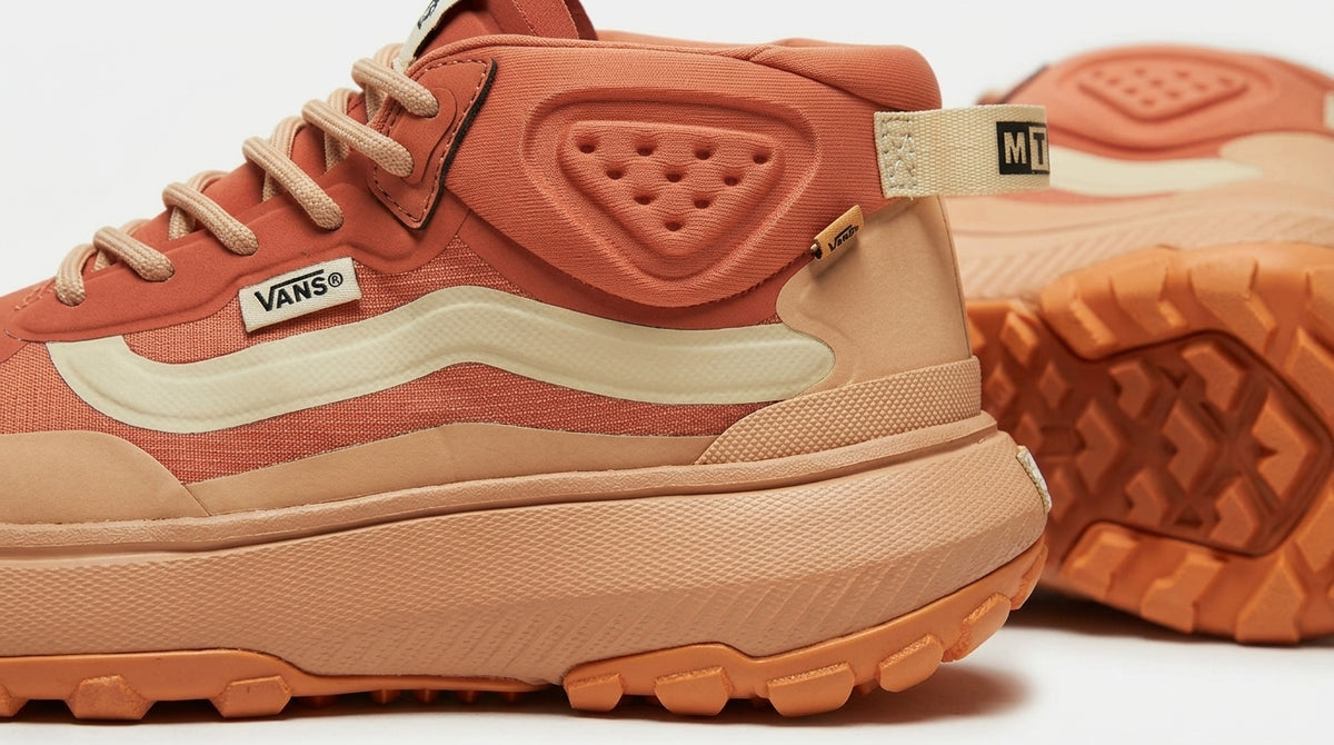 Buty Damskie Trekking Sneakersy Vans Mte Crosspath Mid