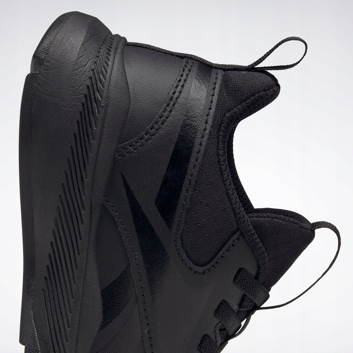 Reebok Czarne Skórzane Buty Dziecięce Sportowe Sneakersy XT Sprinter r. 27
