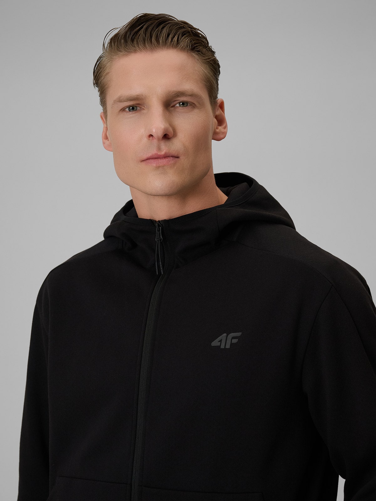 Bluza Męska 4F TSWSM2130 Sportowa Czarna Kaptur Rozpinana