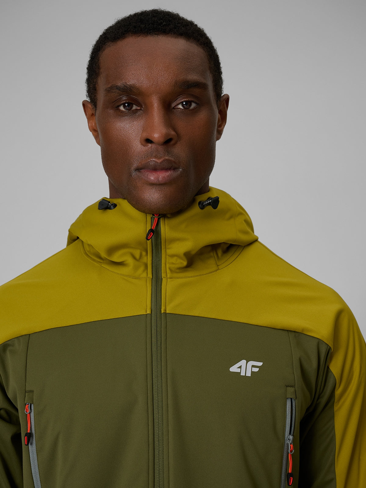 Kurtka Męska 4F M540 Trekkingowa Softshell Khaki Wiatroodporna