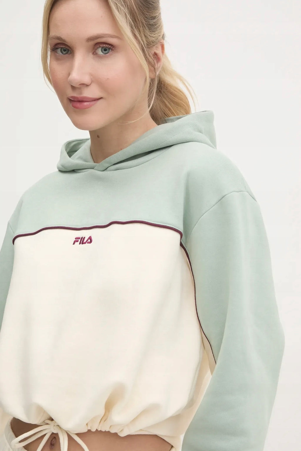 FILA Zielona Bluza Damska z Kapturem Krótka ze Ściagaczem w Pasie Laggna