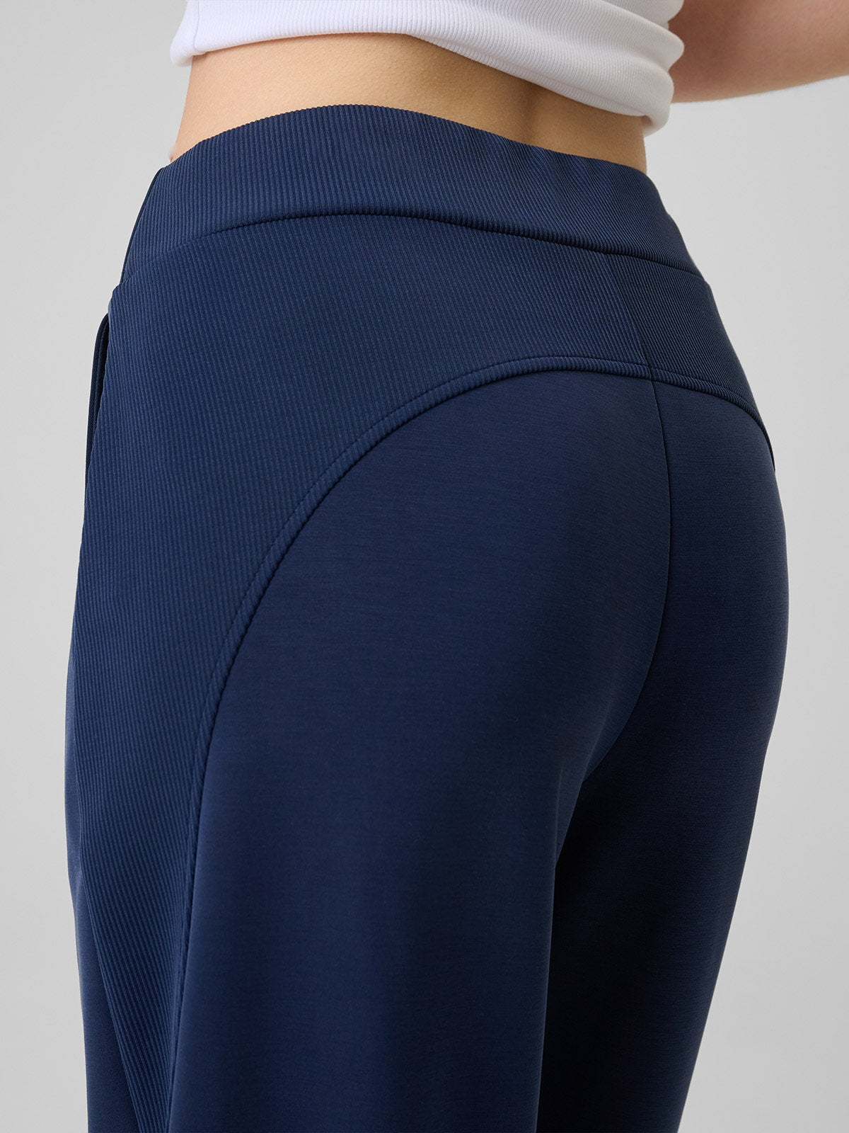 Spodnie Damskie 4F 4FWSS26TTROF1410 Sportowe Granatowe Modal