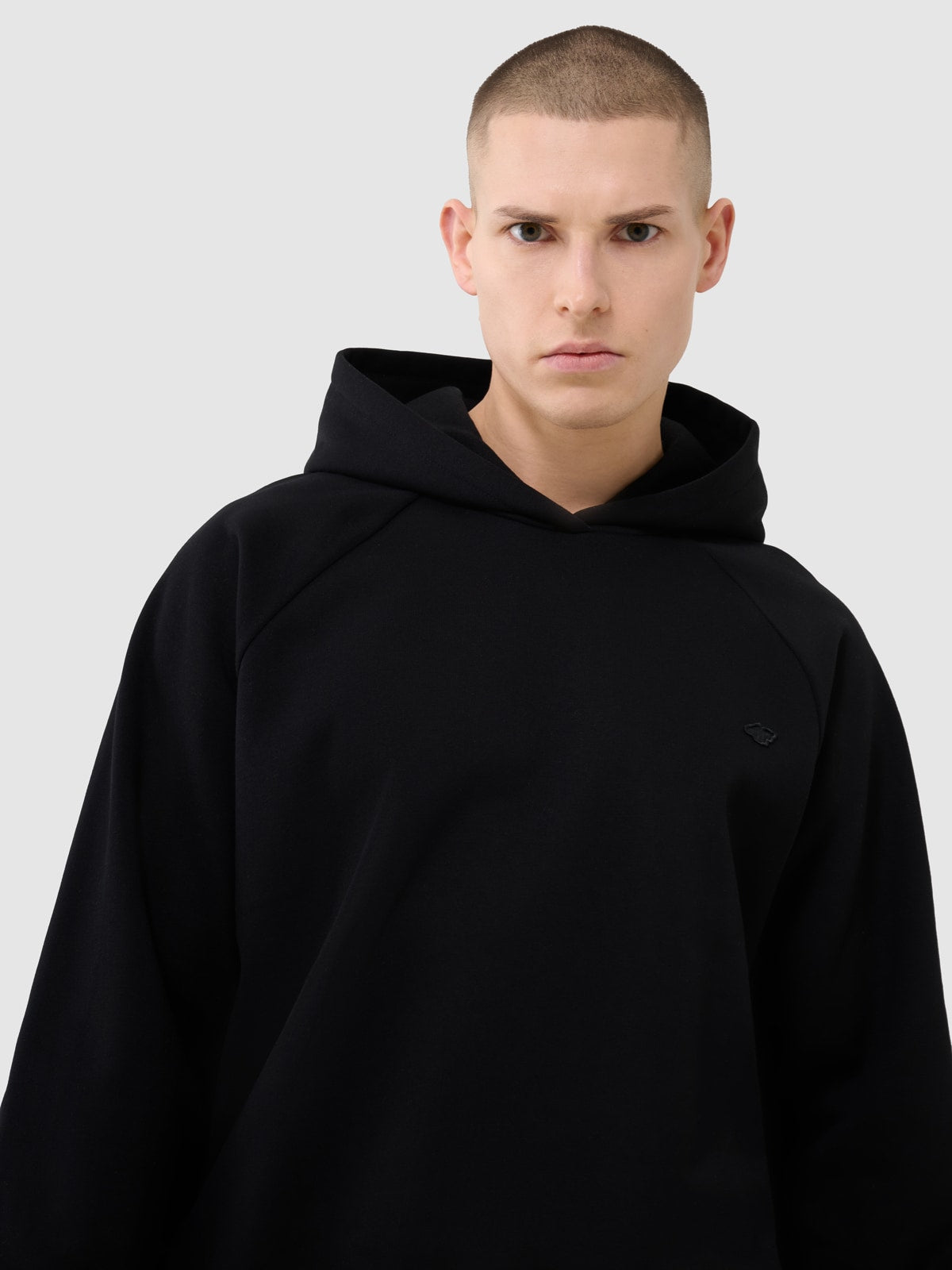 4F Czarna Bluza Sportowa z Kapturem Przez Głowę Oversize Unisex